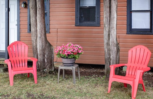 Malta Cabin | Saratoga Cabins #8- Just minutes to SPAC, Saratoga Lake & the Track