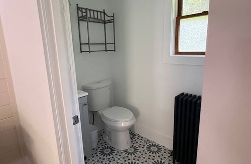 Saratoga Springs Apartment | Saratoga Garden Motel - Room 4