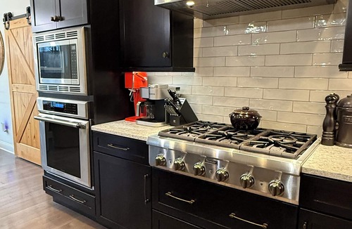 Ballston Spa House | Saratoga Get Away Newly Renovated 4-bedroom in charming Ballston Spa w/WiFi, AC