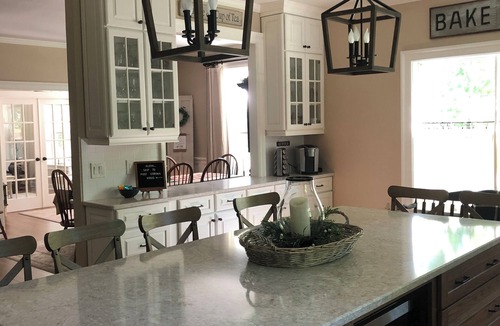 Saratoga Springs House | Saratoga Springs: TRACK, SPAC or visiting area