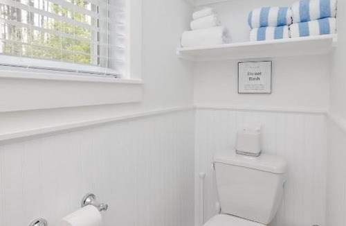 Seabrook House | Seabrook 2-Bdrm with Hot Tub, AC, Pet Friendly