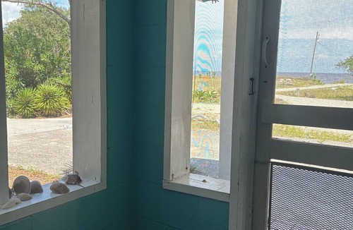 Alligator Point House | Secluded Florida Beach Bungalow AUGUST SPECIAL-BOOK ANYTIME 8/7-8/19 20% OFF!