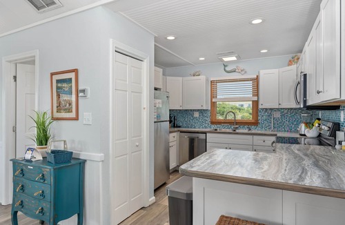 Whalehead Beach House | Second Wind: Oceanside with Views, Close to Beach and Lighthouse!