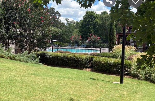 Duluth Apartment | Serene 1-bedroom apartment with AC in charming Lawrenceville