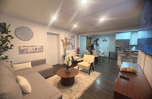 Belvedere Park House | Serene 4-bedroom house perfect for relaxing stays in Decatur near Atl downtown