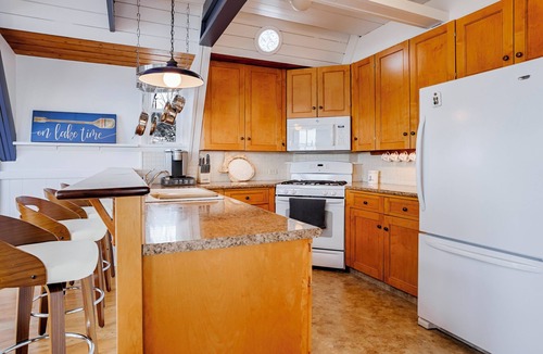 Town of Torrey House | Serenity Point - Secluded Seneca Lake Getaway!
