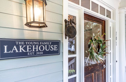 Eatonton House | Sharing good vibes in this 3 BR 2 1/2 Bath Cottage