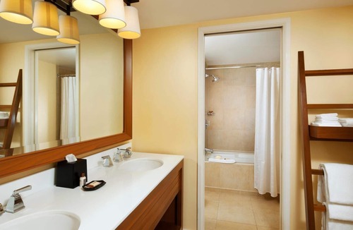 Poipu Resort | Sheraton Kauai Resort- 1 Bedroom Sleeps 3!