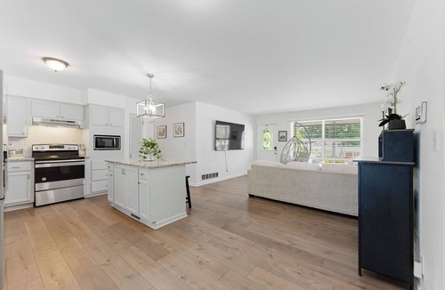 Church Street House | Shoreland Family Home With 7 Beds l Atlanta