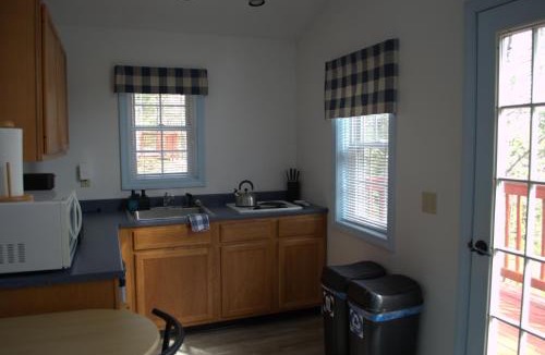 Norway House | Silver Maple Cottage