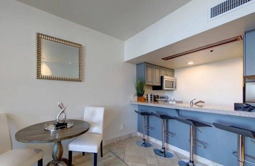 North Park City Condo | Ski-in/Ski-out Studio: BEST LOCATION w/Pool, Hot Tub, Parking, Base Village at PCMR