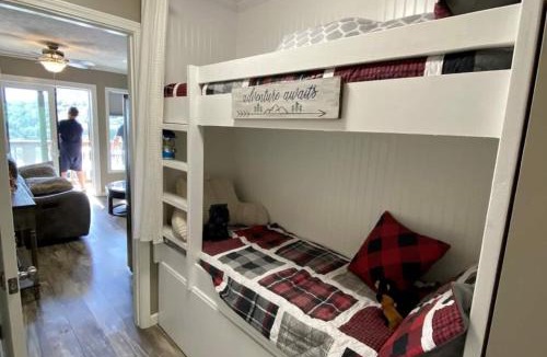 Sugar Mountain Apartment | Ski-In Ski-Out Sugar Mountain Getaway with Views and Heated Pool, Hot Tub, Sauna, Gym, and EV