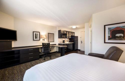 Gwinnett Place Hotel | Sonesta Simply Suites Atlanta Gwinnett Place