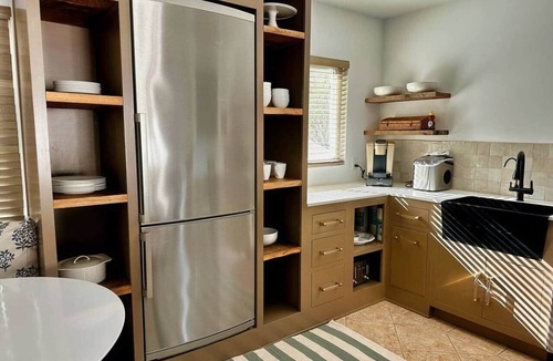 East Beach Condo | Soul & Sea #7 - East Beach Retreat