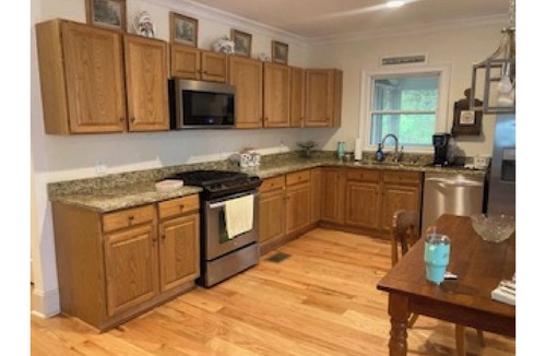Milton Other | Spacious 2 BR/1.5 BA farmhouse in Alpharetta, GA horse country.
