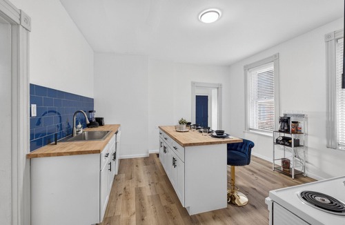 St. Louis House | Spacious 3-bedroom house with AC in pleasant St. Louis
