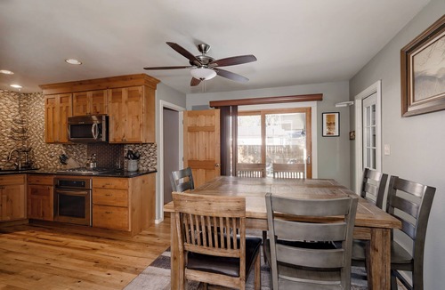 Hanna Farm Neighbors House | Spacious 5-bedroom, 3 Bath house in historic Old Town Fort Collins!