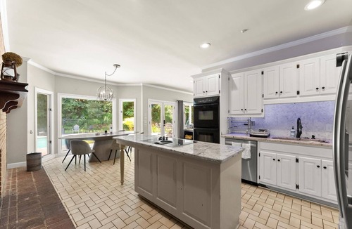 Sandy Springs House | Spacious 7-bedroom mansion in Atlanta Georgia
