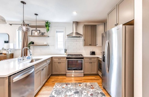 East Nashville Villa | Spacious home near East Nashville with rooftop and game room