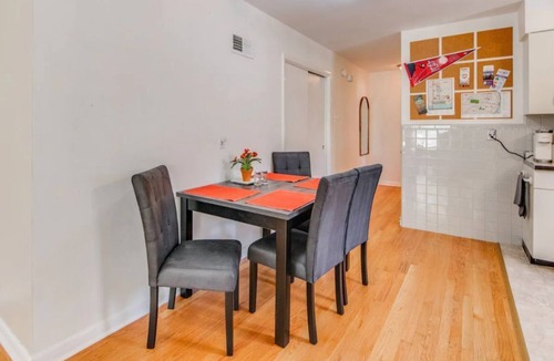 St. Louis Hills Condo | Spacious | Quiet | 1 bedroom duplex w free parking!