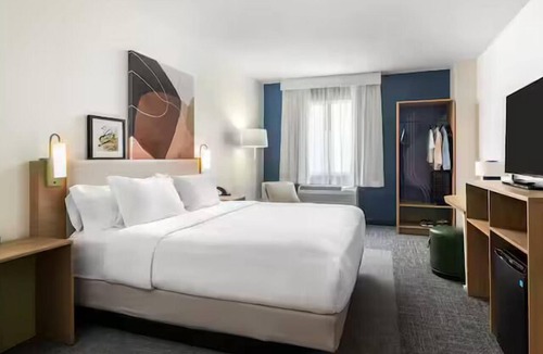 Town Center Hotel | Spark by Hilton Atlanta Kennesaw Town Center