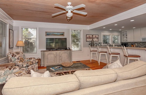 Keepers Landing House | Spectacular Rental in Cape Fear Station! Access to both clubs; large screened in porch