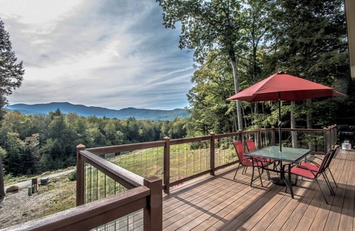 Intervale House | Spectacular Views, Private Estate , Hot Tub, Close to Everything