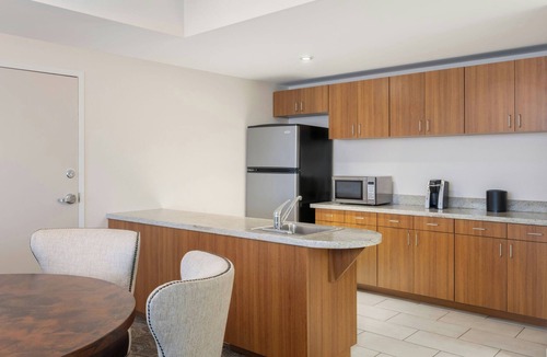 Athens Hotel | SpringHill Suites by Marriott Athens West