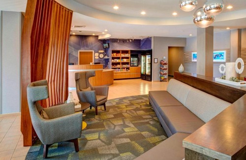 Brentwood Hotel | SpringHill Suites St. Louis Brentwood