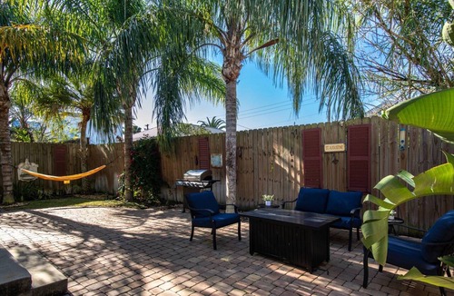Lincolnville House | Steps to Shops, Food, and Historic Downtown, Quiet Street, 5 Miles to Beach! $300 in Free Tickets!