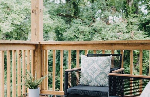 Avondale Estates Apartment | Stilted Studio in Quaint Avondale Estates - Walk to Local Spots + Transit