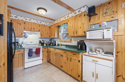 Stratton Cabin | Stratton Camp - ATV + Snowmobile Trails - Near Sugarloaf