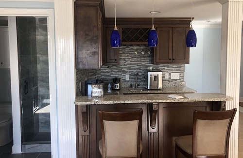 Flowery Branch Ski Chalet | Stunning Lake Chalet close to Margaritaville & Aqualand