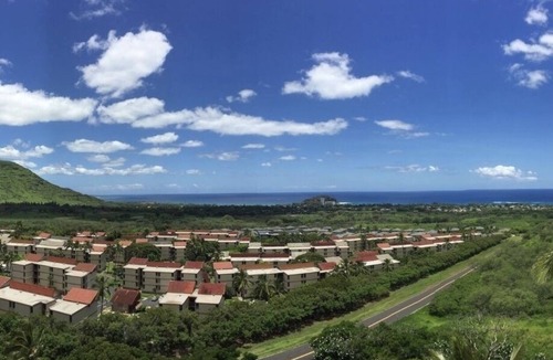 Makaha Condo | Stunning Makaha: Fabulous ocean view. Free parking, A/C and wifi. Sparkling pool