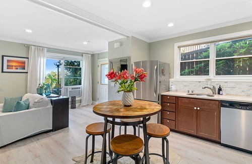 West Queen Anne Apartment | Stunning Space in heart of Queen Anne