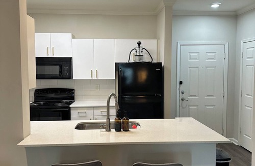 Atlanta Apartment | Stylish 2 Bed, 2 Bath Near Mercedes-Benz Stadium and Downtown Atlanta