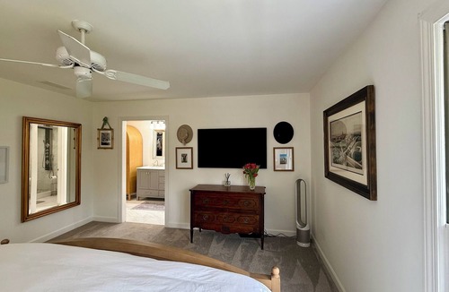 East Side House | Stylish 2-Suite Home in Virginia Highland - Perfect for Work Travel