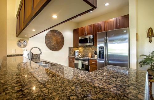 Wailea Condo | Summer Deal Wailea Condo with Pool Jacuzzi and Walk to Beaches