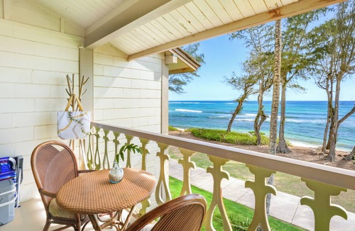 Wailua Apartment | Summer Special at Sunrise Hale | Oceanfront Studio with AC