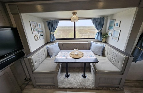 Port Bolivar House | Super Cozy Camper at Hailey's Beach-n-Bay RV Resort #18