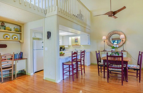 Princeville Condo | Super Homey & Comfortable Townhouse - Walk to Shops/Dining/Great Beaches