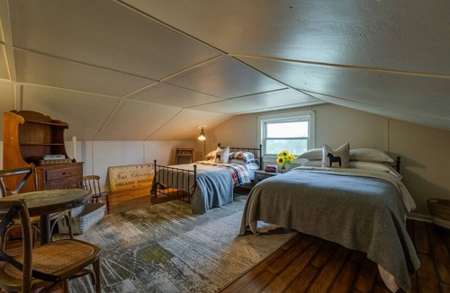 Town of Milo Other | Sweet Farm Guest House w/Lake Views & Vineyard