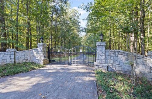 Lake Oconee House | 'The Emerald Cove Residence' Lake Oconee Luxury!