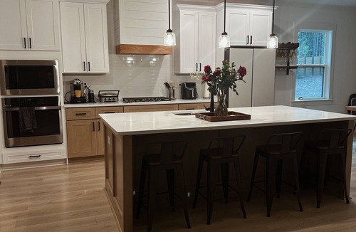Lawrenceville House | The Fortune House Spacious 5-bedroom house in enchanting Lawrenceville