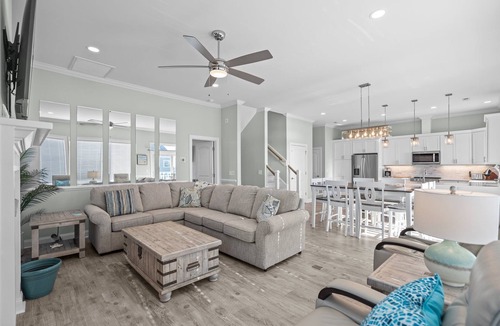 North Topsail Beach House | The Hamptons #139 Brand new, Oceanfront B, Hot Tub, Com. Pool!
