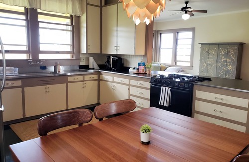 Waimea House | The Ishihara Home- Classic Quality!