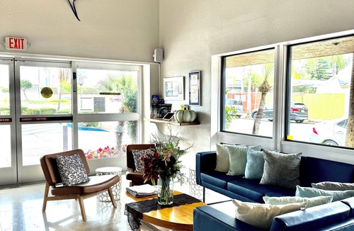 Old Towne Hotel | The Pacific Inn
