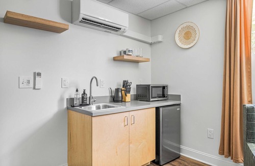 Charlotte Street Condo | The Sabel Collection #003 | Downtown Asheville queen suite with Wi-Fi, AC, and parking.