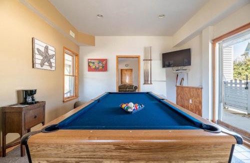Carolina Dunes House | The Sailfish - Duck, Carolina Dunes, 300 Yds to Beach, Sound View, Pool, Hot Tub, Pets OK, Flex Stays