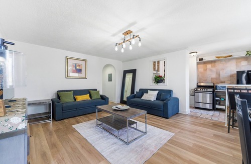 Downtown Atlanta Condo | The View at Peachtree Towers